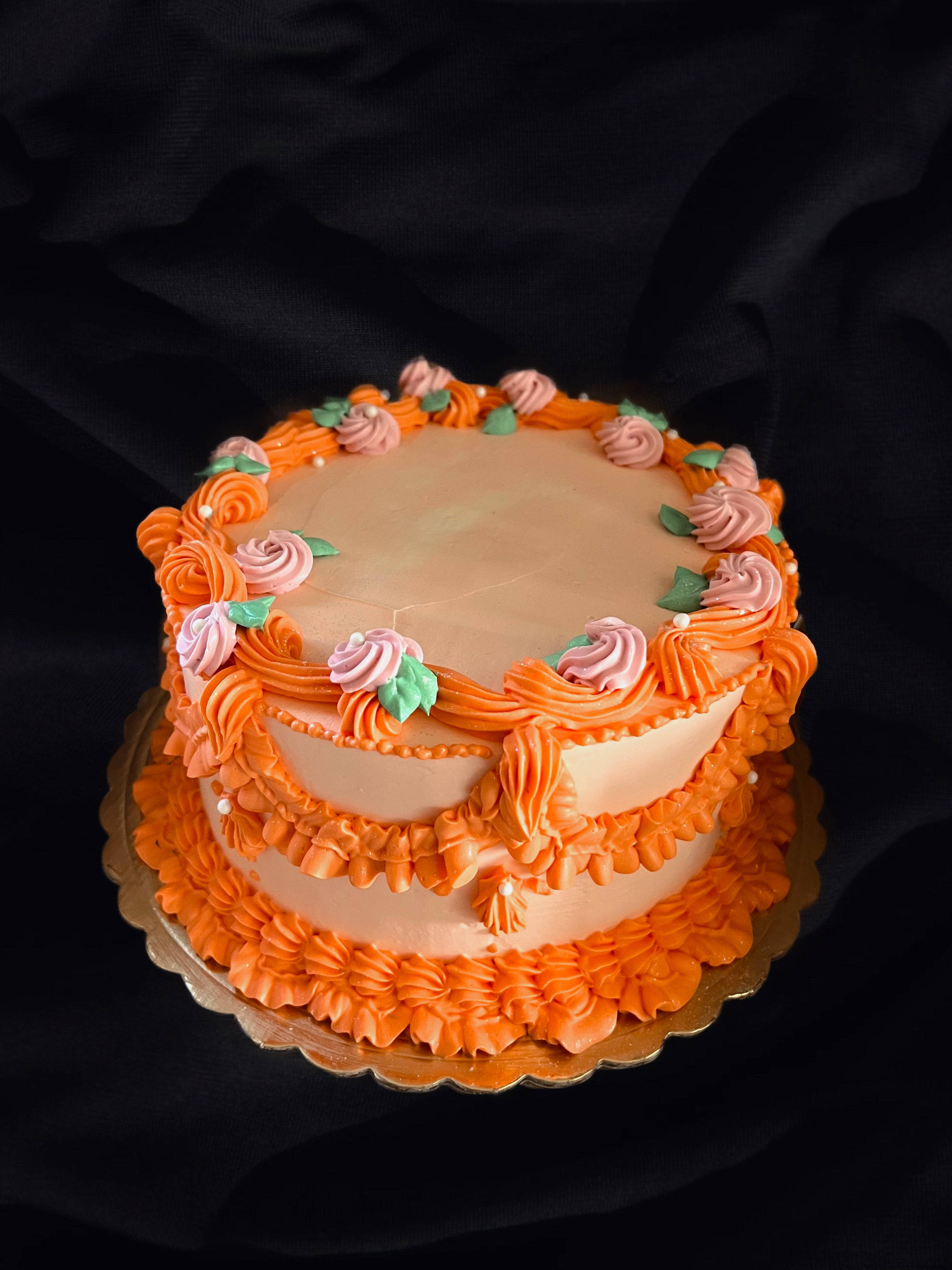 50 Vintage Inspired Lambeth Cakes That're So Trendy : Pink Heart  Buttercream Birthday Cake